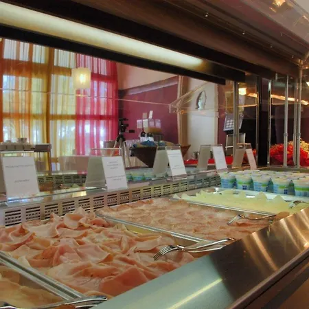 Spacious Seaview With A Big Terrace * 비비오네